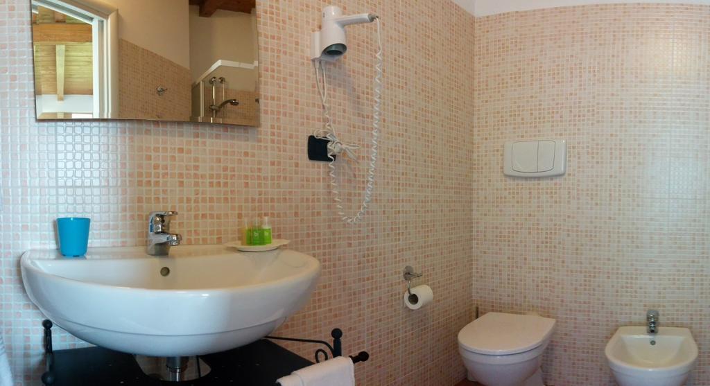 Agriturismo Cascina Mora Pavia Room photo