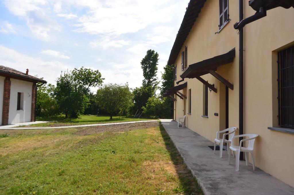 Agriturismo Cascina Mora Pavia Exterior photo
